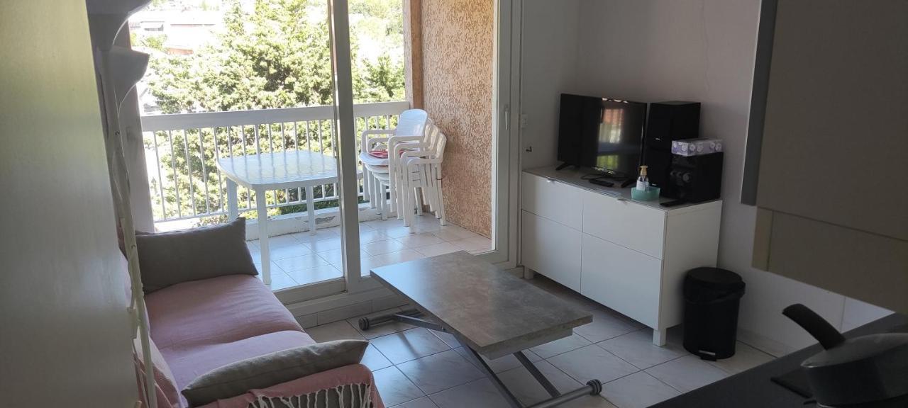 Appartement T2 Climatise Dans Residence Calme Cavalaire-sur-Mer Exterior foto